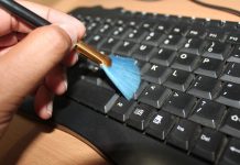 Cara Membersihkan Laptop dari Debu